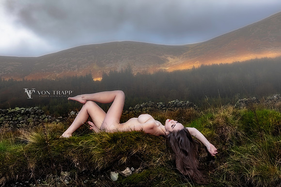 A Romp in the Grass by Von Trapp Photography 2019.