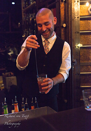 Unique Bar