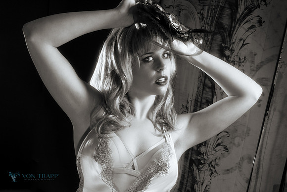 Hollywood Styled Glamour Boudoir | Austin Boudoir Photography